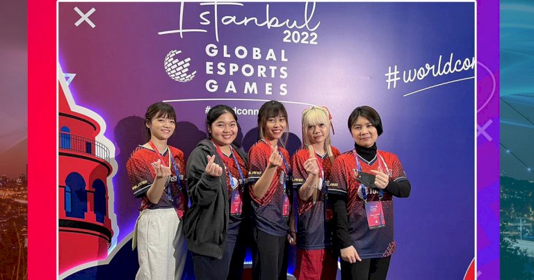 foxy-gaming-นักกีฬาหญิงทีมชาติไทย-คว้าแชมป์โลก-dota2-รายการ-geg-istanbul-2022
